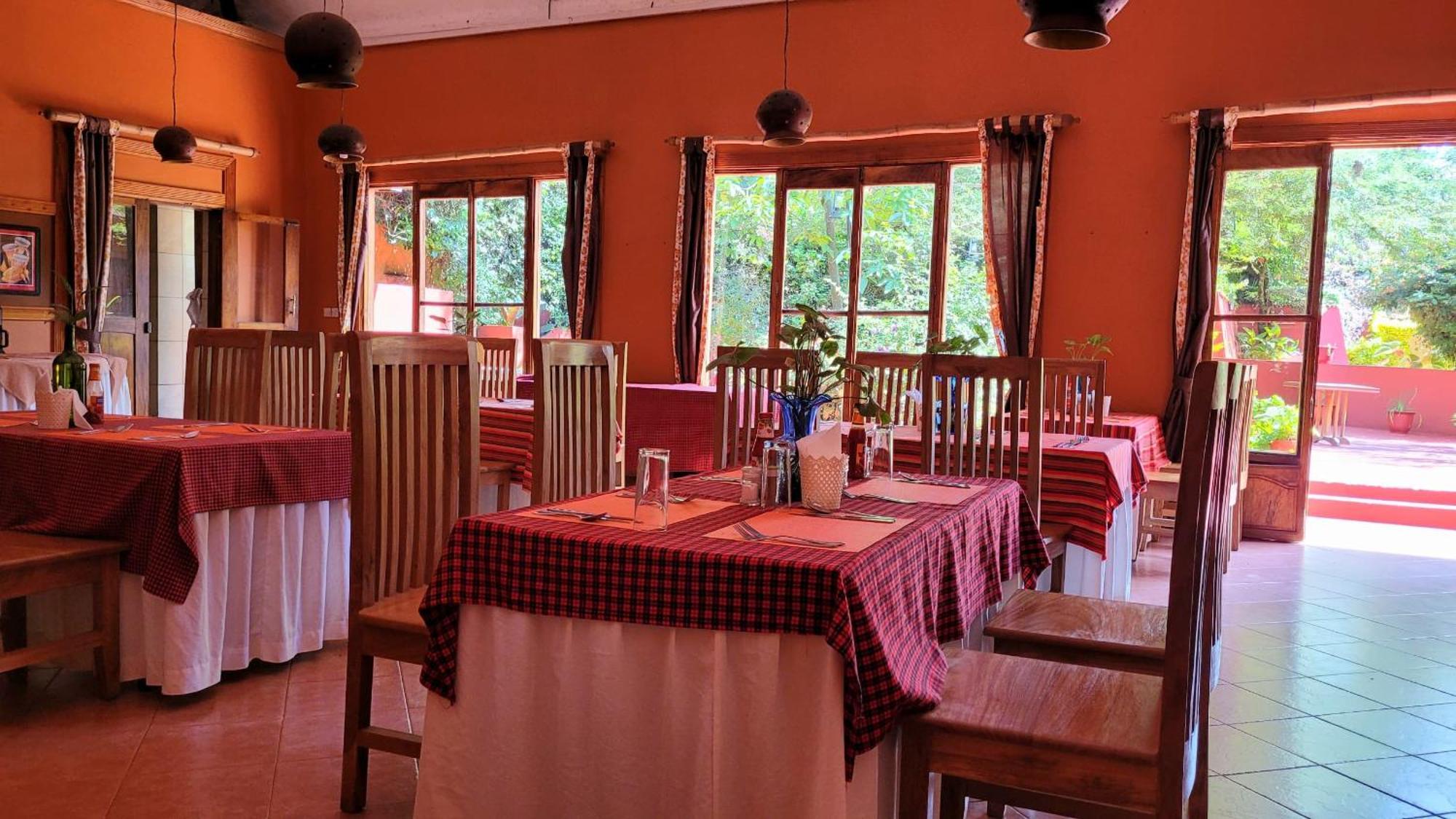 Babylon Lodge Marangu Extérieur photo